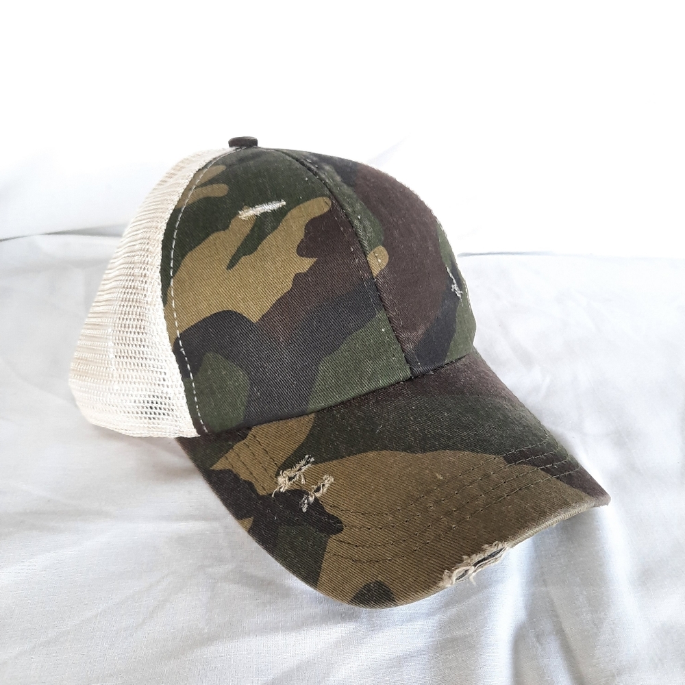 🎁(3/$40)🎁NEW! camo pony tail hat